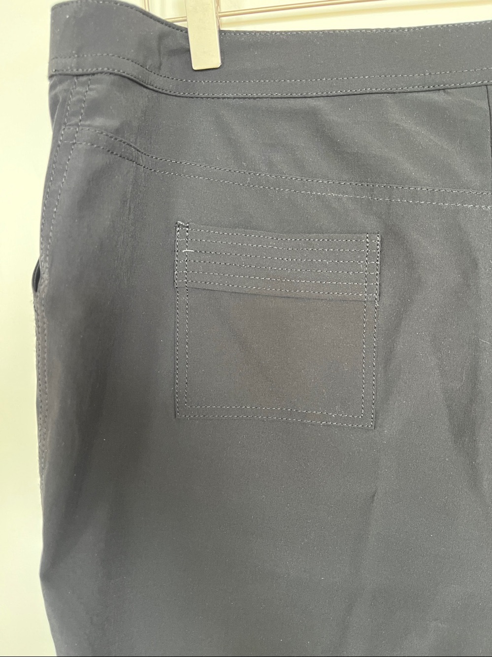 Zenergy by Chico's black jogger pants sz. 2.5 -SH - Picture 6 of 7